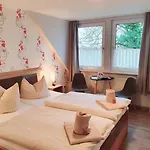 Up Diek Guest house 3*